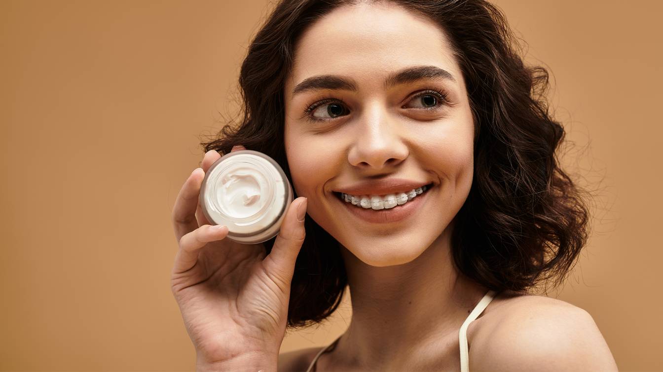 daily use cream for oily skin