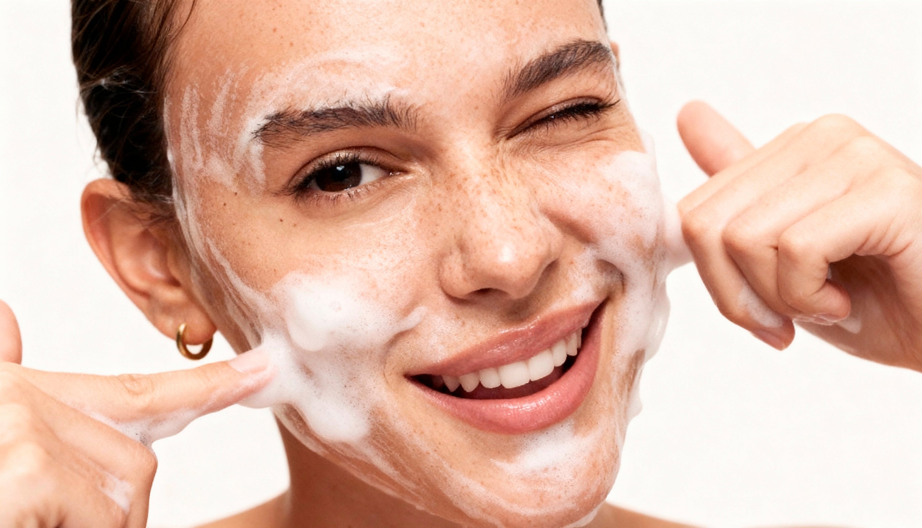Best Face Wash for Combination Skin Dermatologist Recommended (2026 Guide)